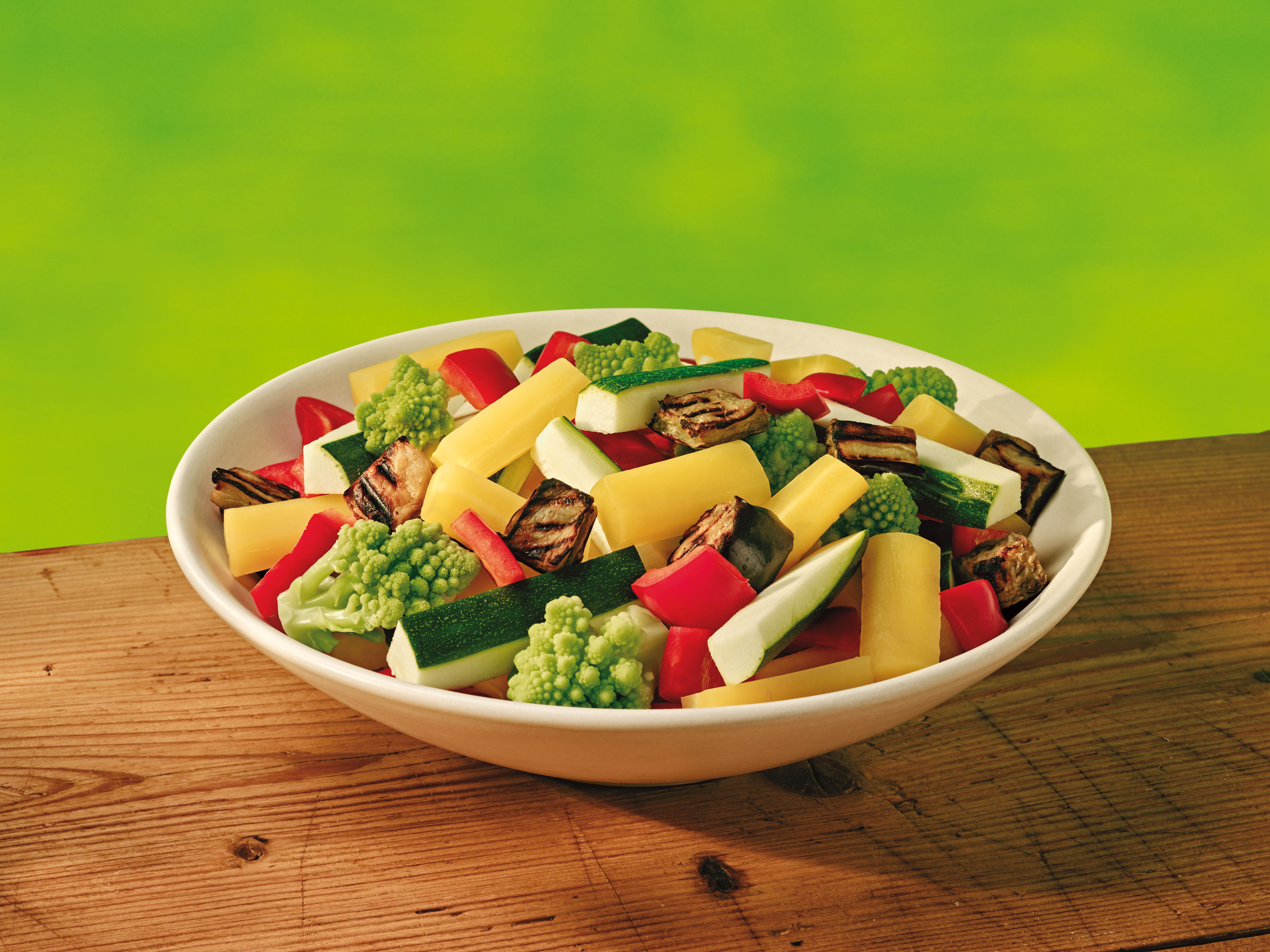 Bild eines Tellers mit gemischtem Gemüse